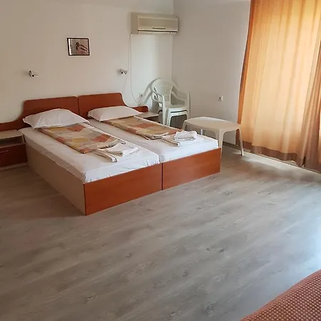 بيت ضيافة Galema